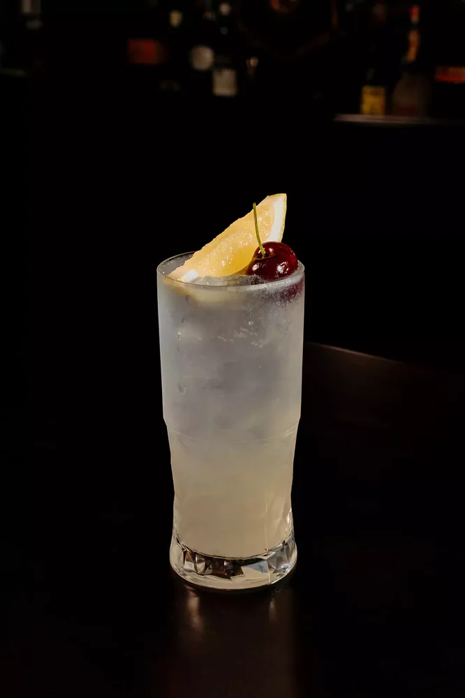 John Collins served in glassware